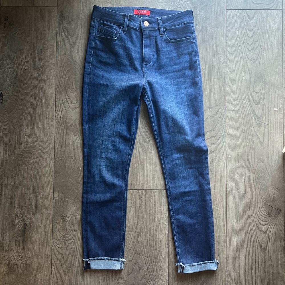 Guess High Waisted Ankle Length Jeans
